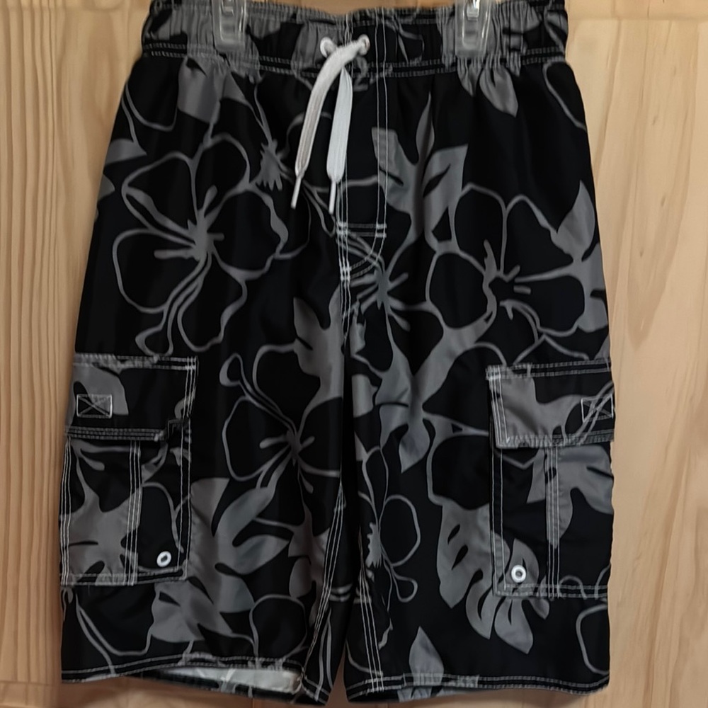 Black and Gray Floral Boys swim Shorts size L